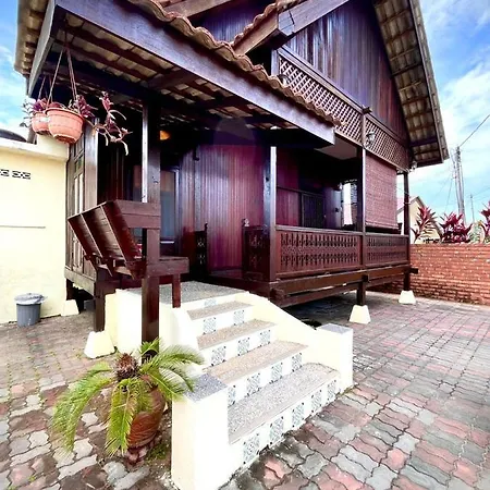 Rumah Rehat Anjung Melayu Muslim Malacca Exterior photo